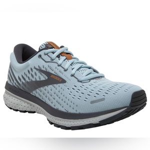 NEW without tags Brooks Ghost 13 Sneaker Size 9 (Does not include shoebox).